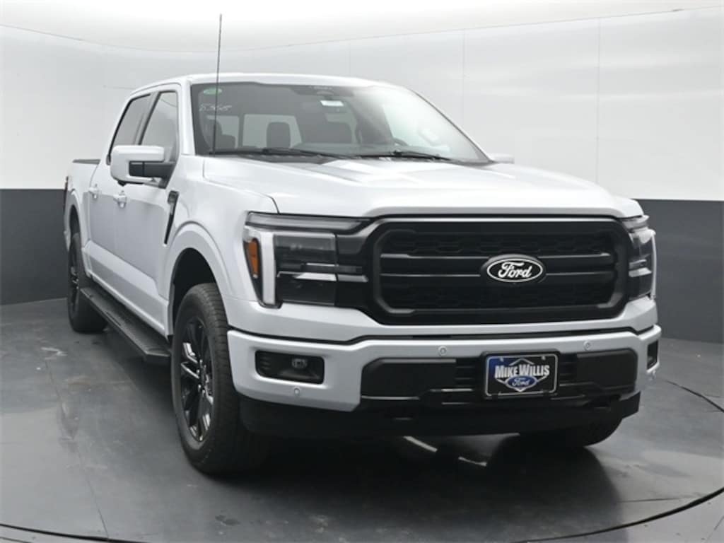 New 2025 Ford F-150 Lariat TRUCK