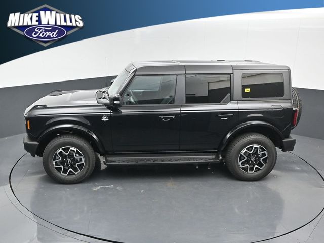 new 2025 Ford Bronco car, priced at $49,195