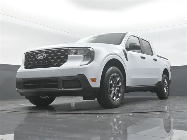 new 2025 Ford Maverick car, priced at $32,135