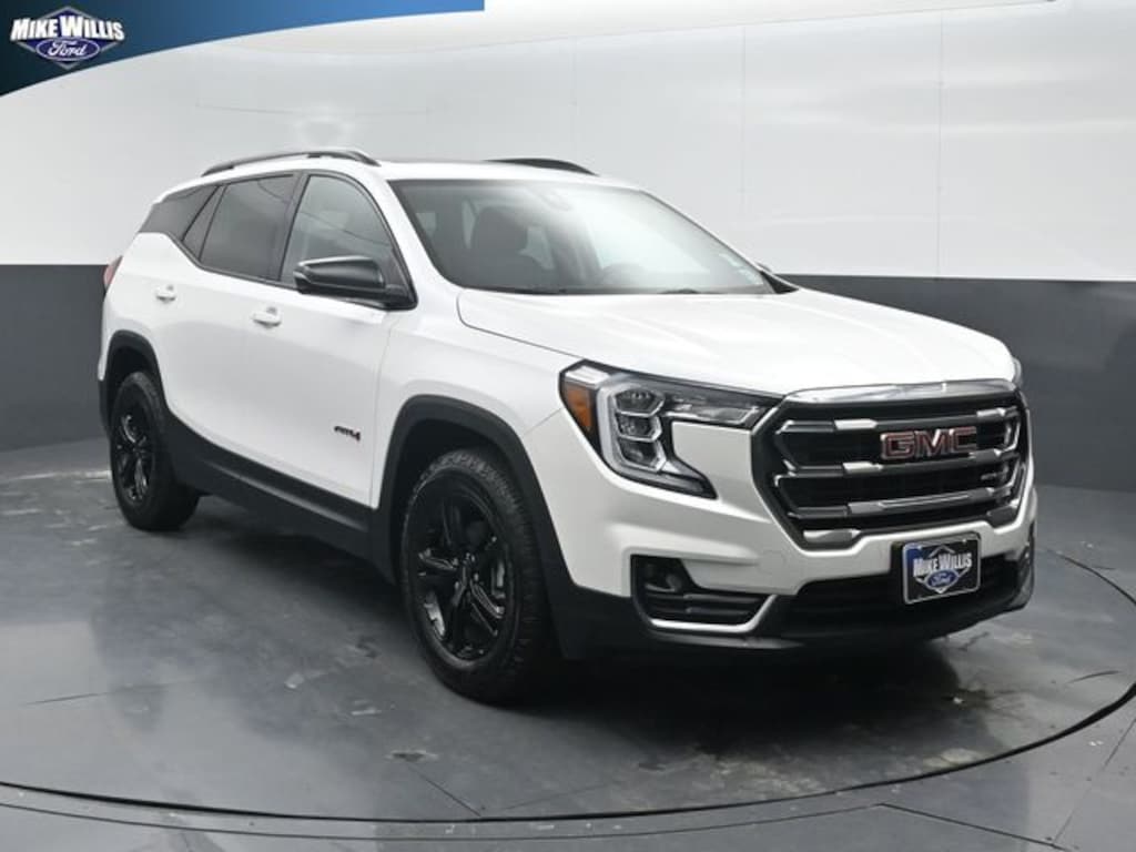 Used 2024 GMC Terrain AT4 SUV
