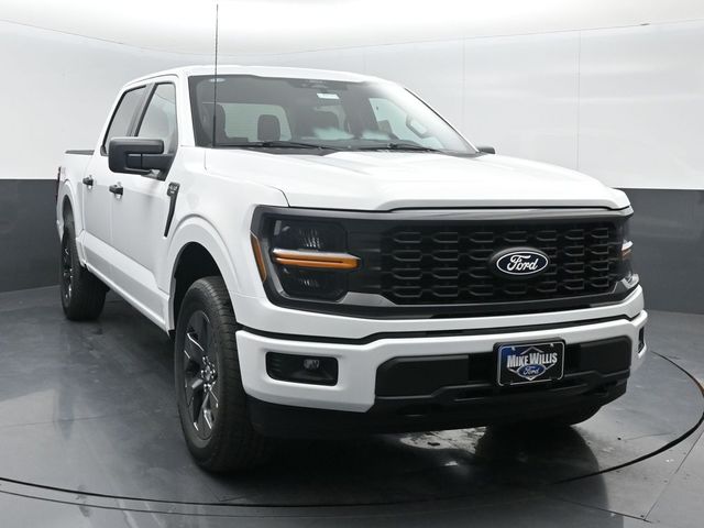 2025 Ford F-150 STX's photo