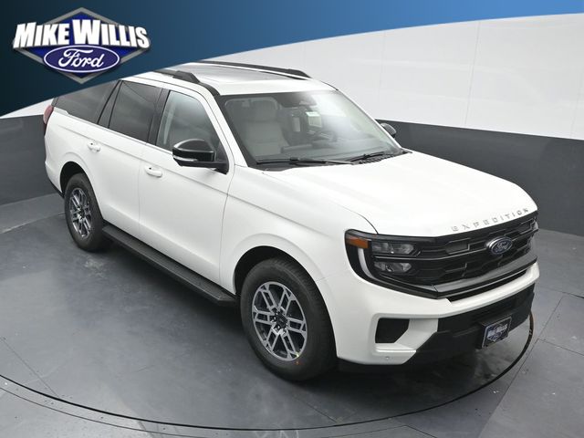 new 2026 Ford Expedition car, priced at $67,402