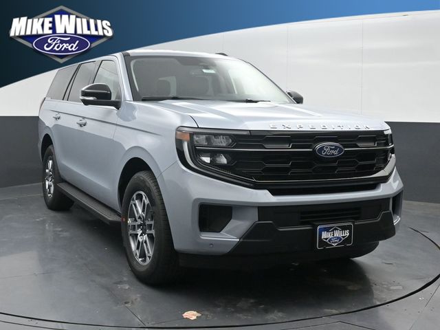 new 2026 Ford Expedition car, priced at $70,270