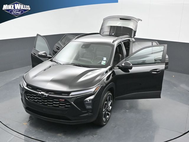 used 2025 Chevrolet Trax car, priced at $23,986