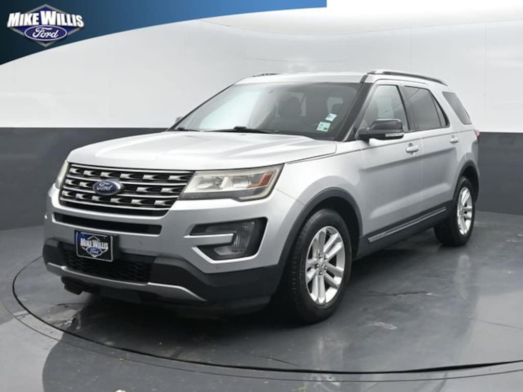 Used 2017 Ford Explorer XLT SUV