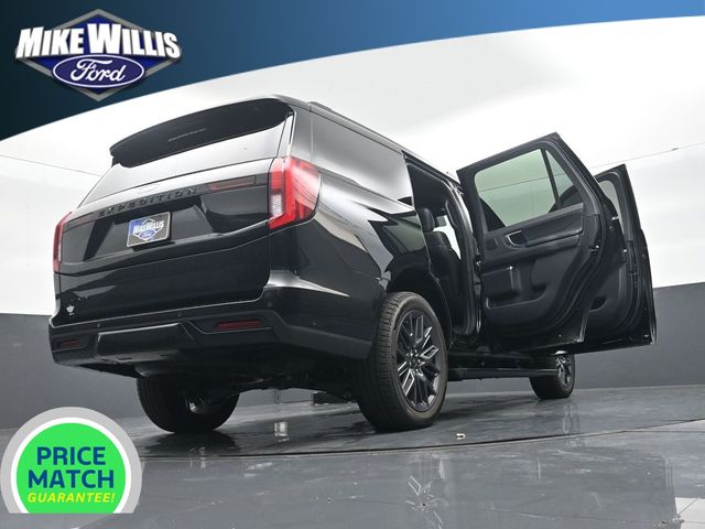 new 2025 Ford Expedition car, priced at $81,230