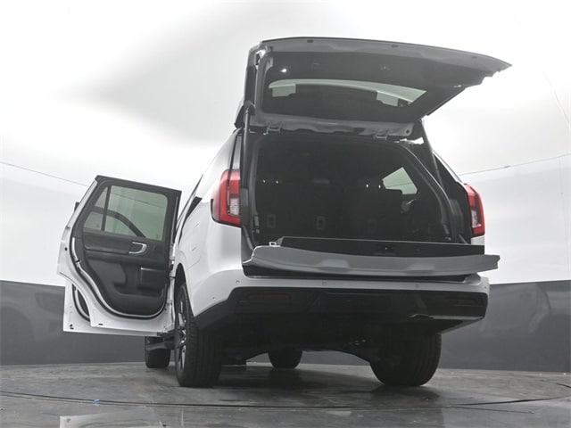 new 2025 Ford Expedition car, priced at $77,230