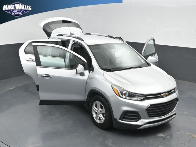 used 2018 Chevrolet Trax car, priced at $10,594