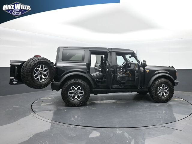 used 2022 Ford Bronco car
