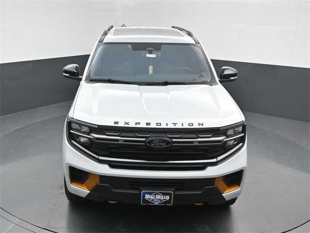 new 2025 Ford Expedition car, priced at $79,545