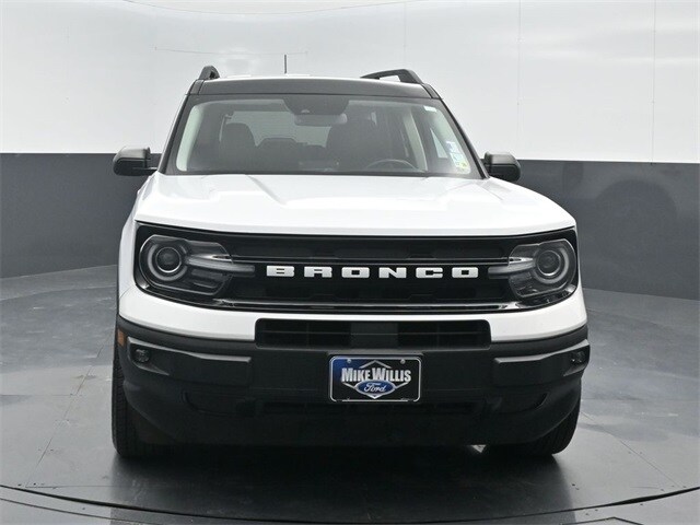 2021 Ford Bronco Sport Outer Banks photo 2