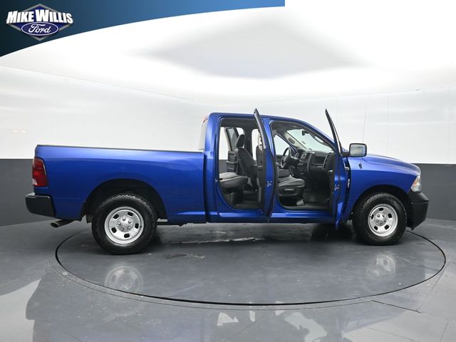 used 2019 Ram 1500 Classic car, priced at $18,994