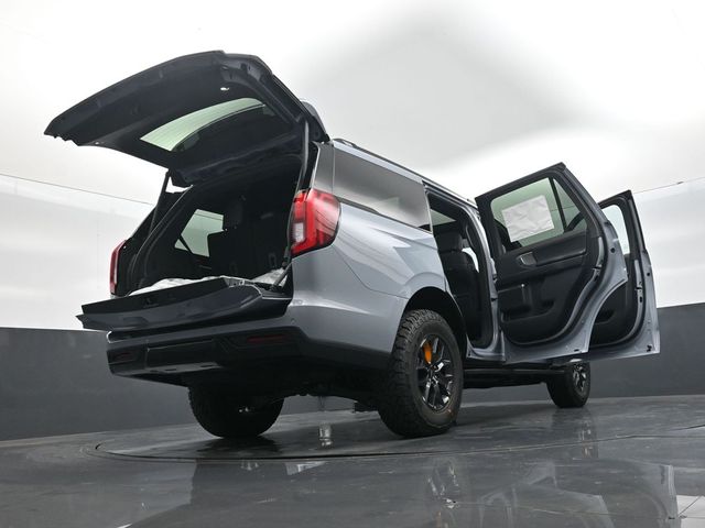 new 2025 Ford Expedition car, priced at $85,180