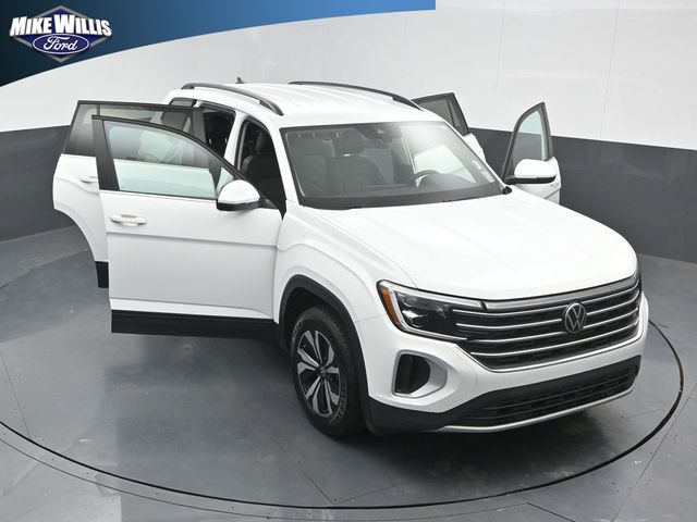 used 2024 Volkswagen Atlas car, priced at $25,964