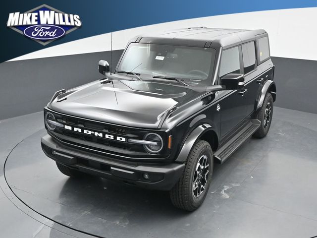 new 2025 Ford Bronco car, priced at $49,195
