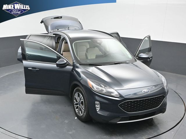 used 2022 Ford Escape car, priced at $20,338