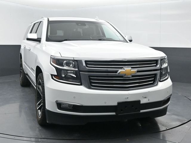 2019 Chevrolet Suburban Premier's photo