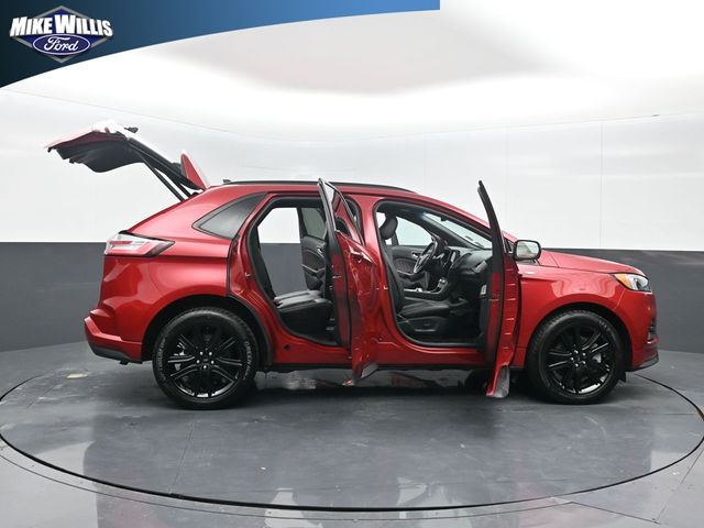 used 2022 Ford Edge car, priced at $24,892