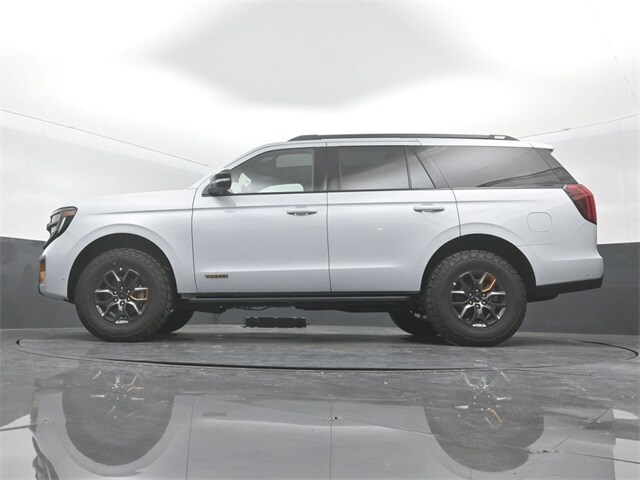 new 2025 Ford Expedition car, priced at $79,545