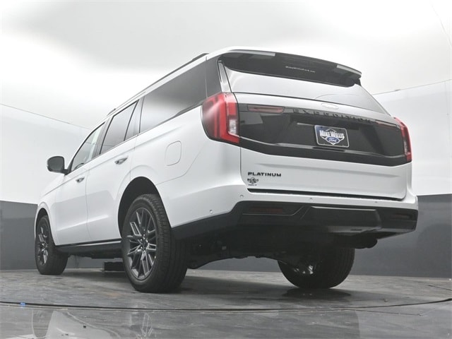 new 2025 Ford Expedition car, priced at $77,230