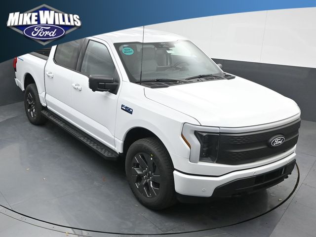 2025 Ford F-150 Lightning Flash - Photo 9
