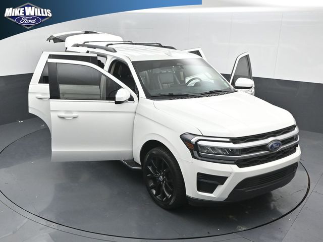 used 2022 Ford Expedition car, priced at $34,942