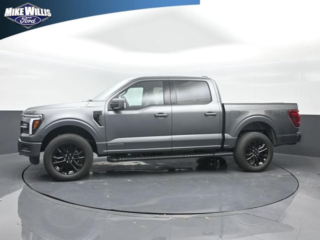 New 2025 Ford F-150 Lariat TRUCK