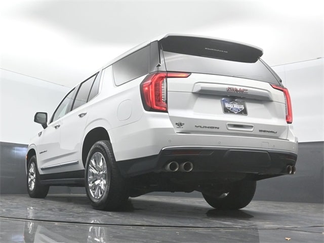 used 2024 GMC Yukon car, priced at $63,995