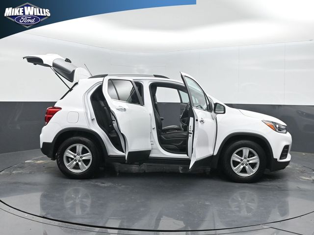 used 2020 Chevrolet Trax car, priced at $13,570