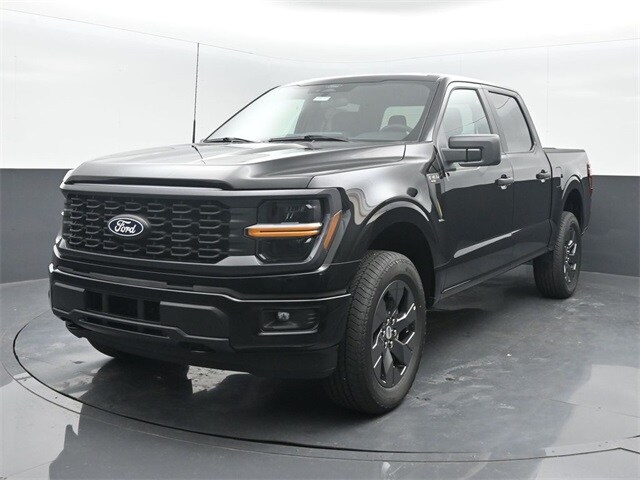 2025 Ford F-150 STX photo 3