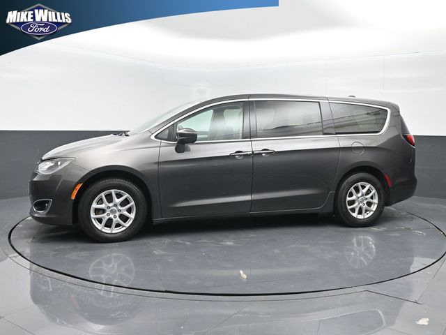 used 2020 Chrysler Pacifica car, priced at $15,418