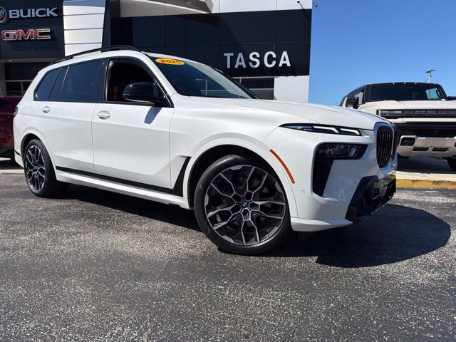 2025 BMW X7