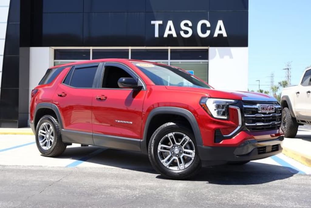 Used 2025 GMC Terrain AWD Elevation AWD Elevation