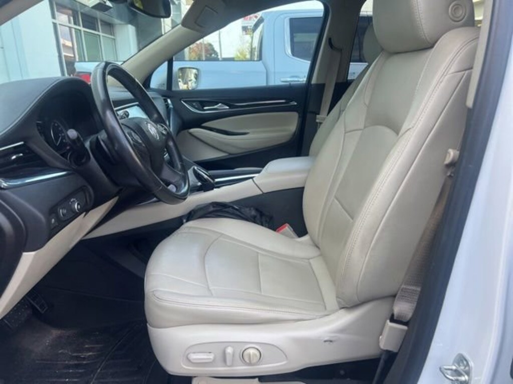 Used 2020 Buick Enclave Essence FWD Essence