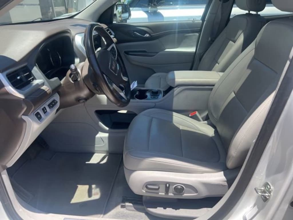Used 2023 GMC Acadia SLT FWD SLT