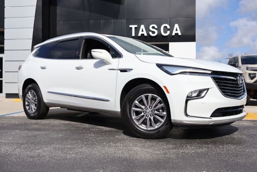 Used 2023 Buick Enclave Essence FWD Essence