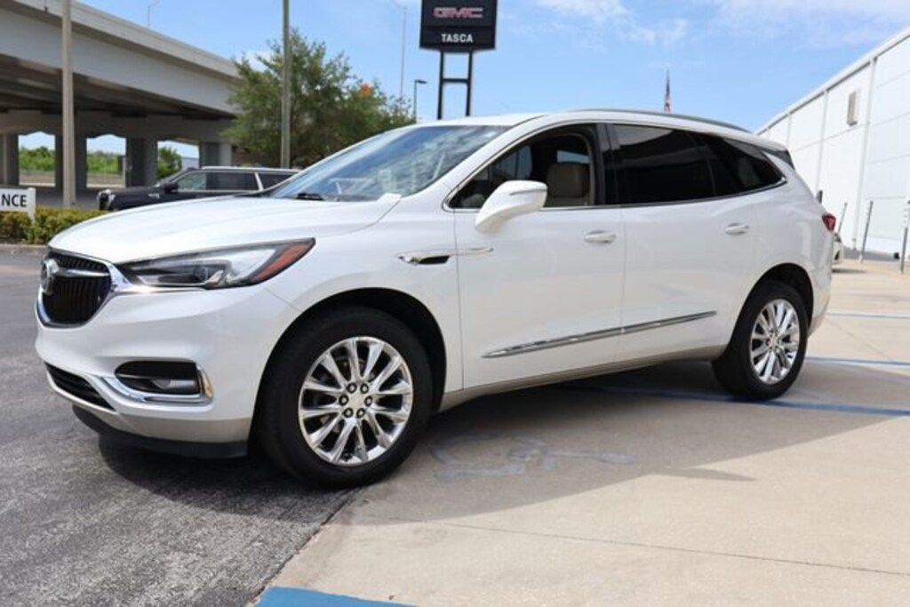 Used 2020 Buick Enclave Essence FWD Essence