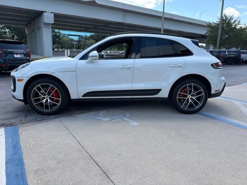 Used 2022 Porsche Macan S S AWD