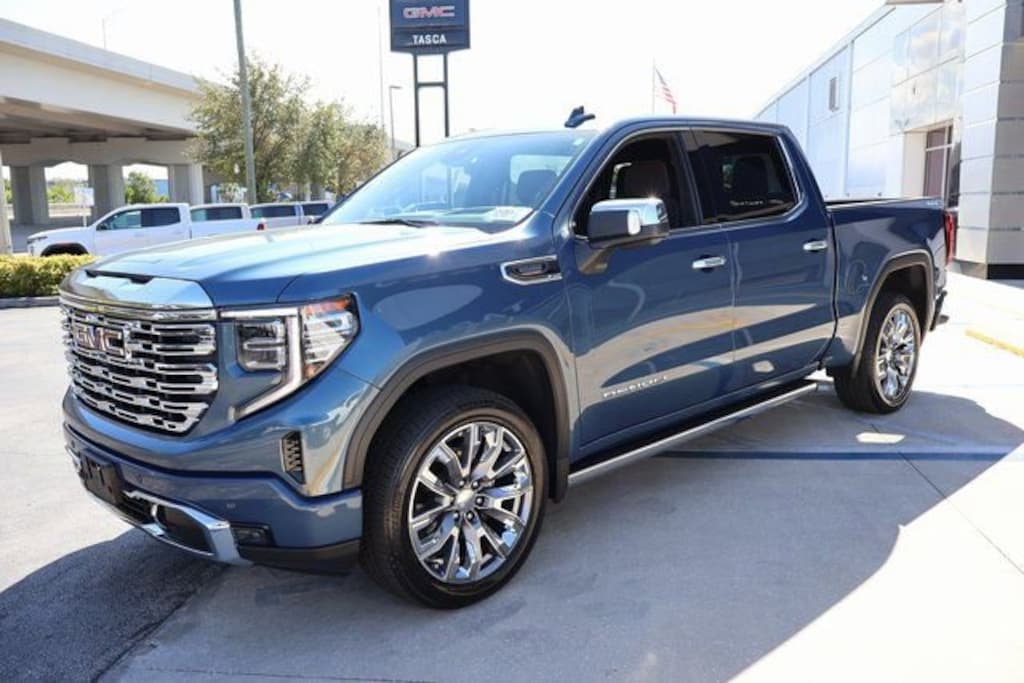 Used 2025 GMC Sierra 1500 Denali 4WD Crew Cab 147 Denali