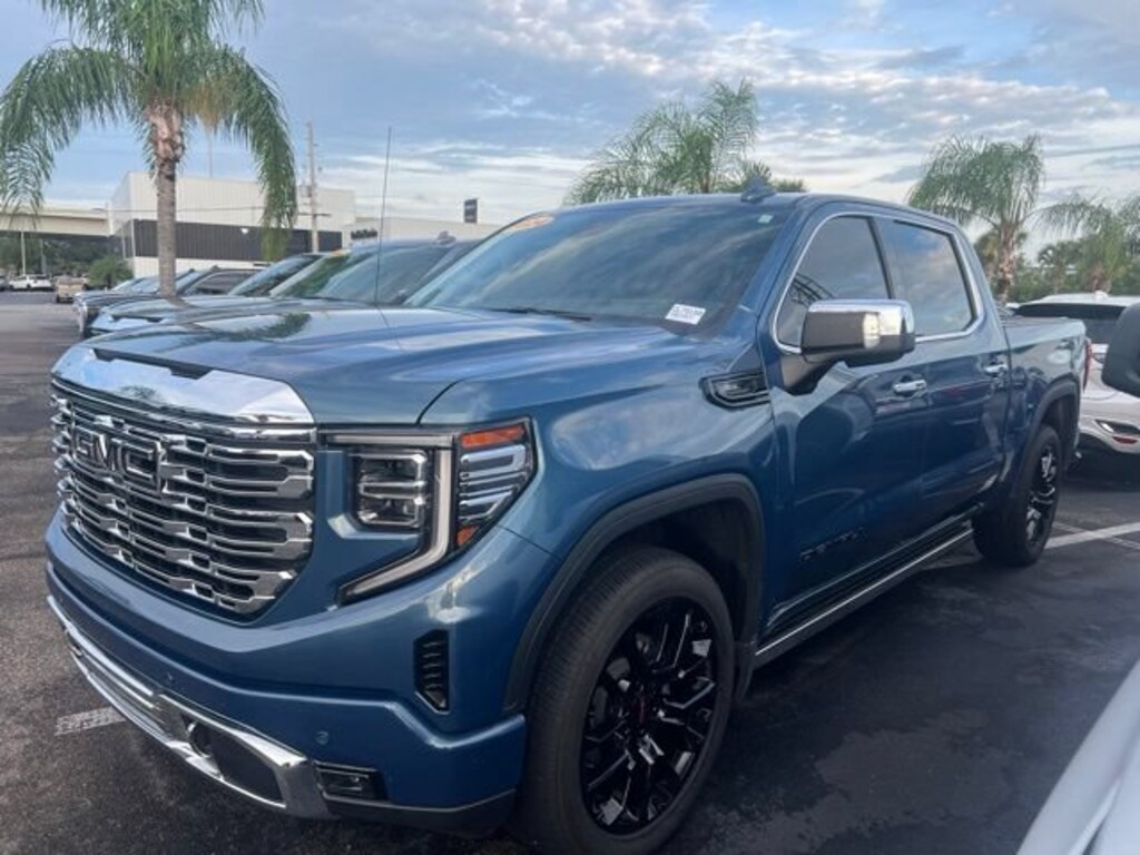 Used 2024 GMC Sierra 1500 Denali 4WD Crew Cab 147 Denali
