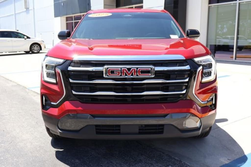 Used 2025 GMC Terrain AWD Elevation AWD Elevation