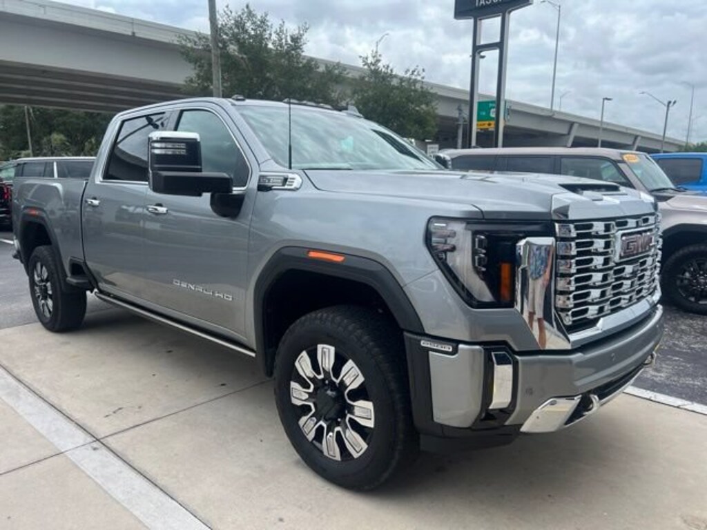 Used 2025 GMC Sierra 2500HD Denali 4WD Crew Cab 159 Denali