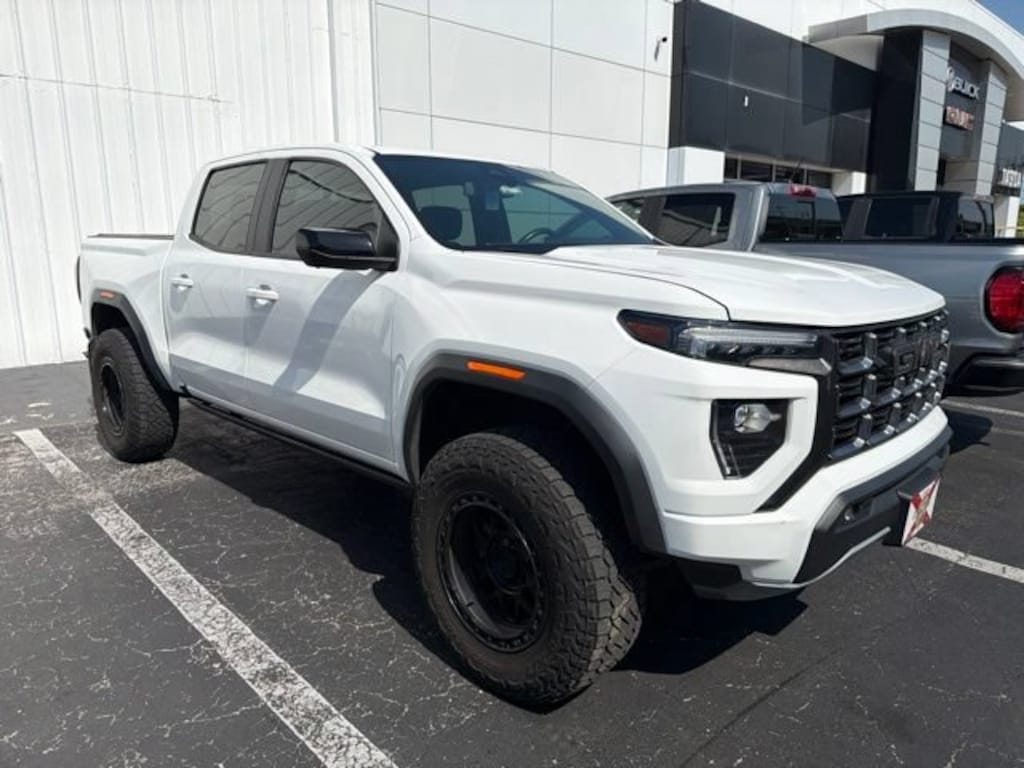 Used 2023 GMC Canyon 4WD AT4 4WD Crew Cab AT4