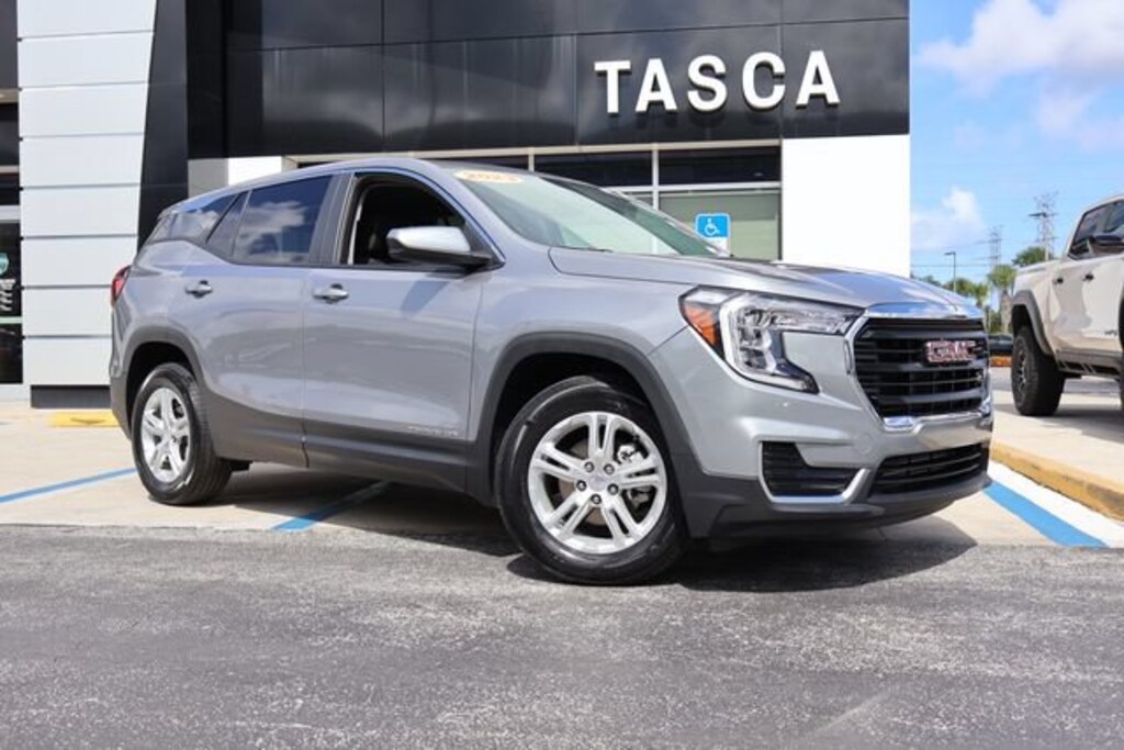 Used 2023 GMC Terrain SLE FWD SLE