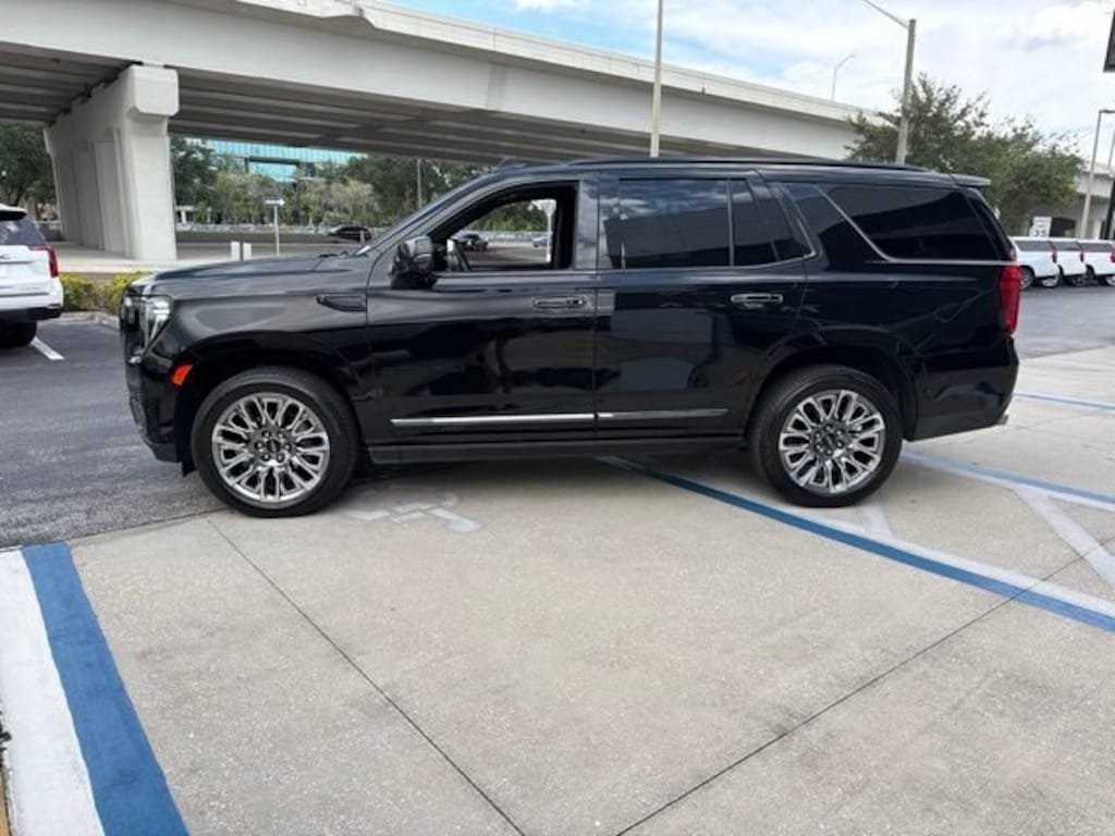 Used 2023 GMC Yukon Denali Ultimate 4WD Denali Ultimate