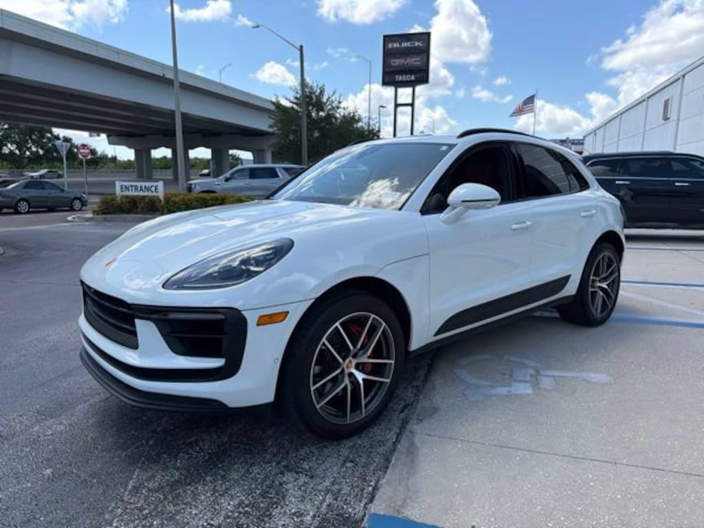 Used 2022 Porsche Macan S S AWD