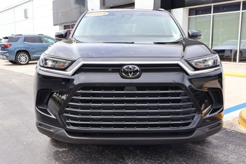 Used 2024 Toyota Grand Highlander XLE XLE FWD