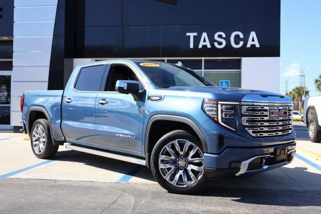 Used 2025 GMC Sierra 1500 Denali 4WD Crew Cab 147 Denali