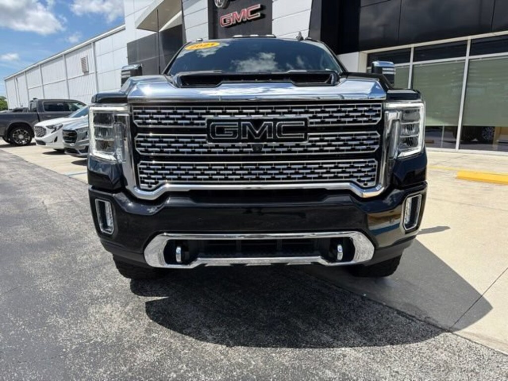 Used 2021 GMC Sierra 2500HD Denali 4WD Crew Cab 159 Denali