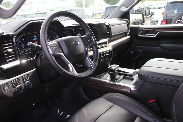 Used 2025 Chevrolet Silverado 1500 RST Truck Crew Cab